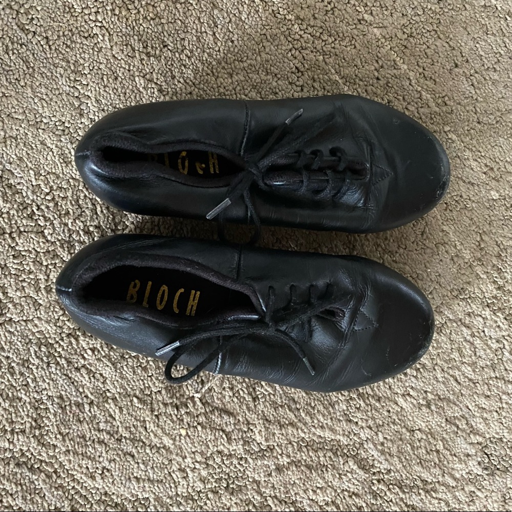 Girls Bloch split sole tap shoes size 12